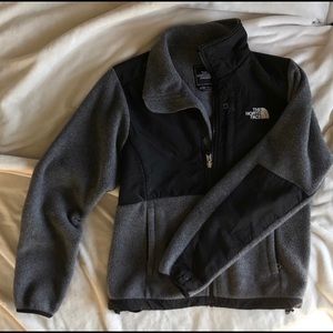 grey north face jacket